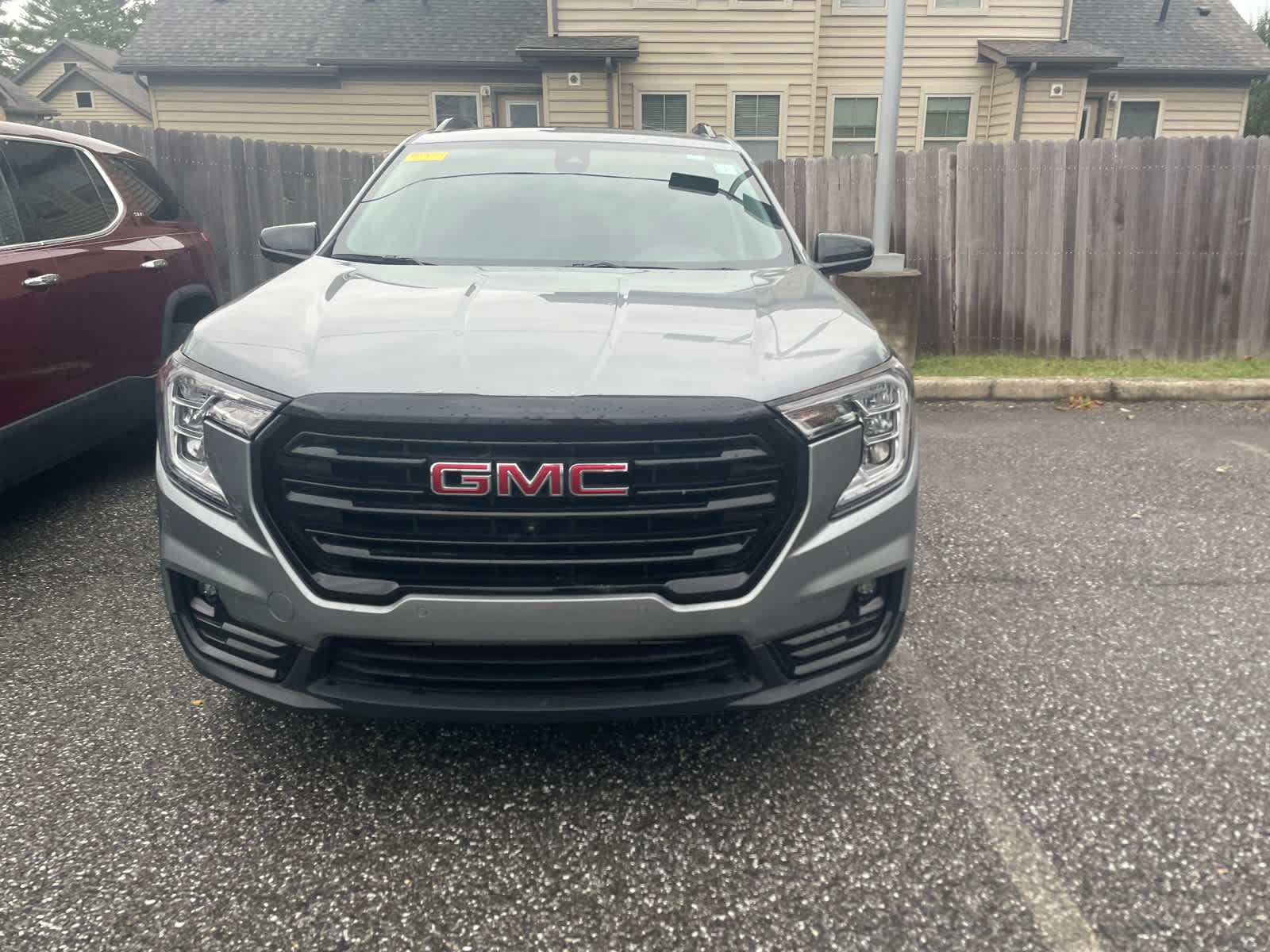 2023 Gmc Terrain SLT photo 2