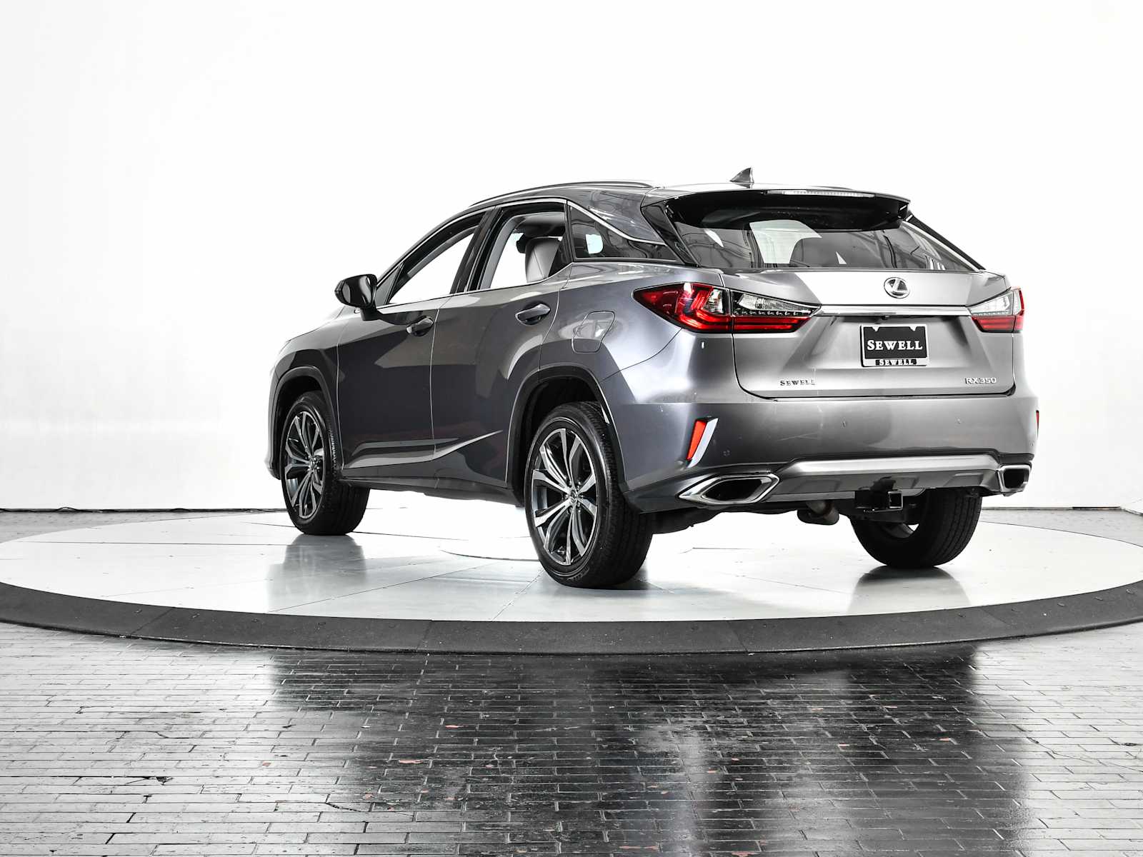 2017 Lexus RX photo 3