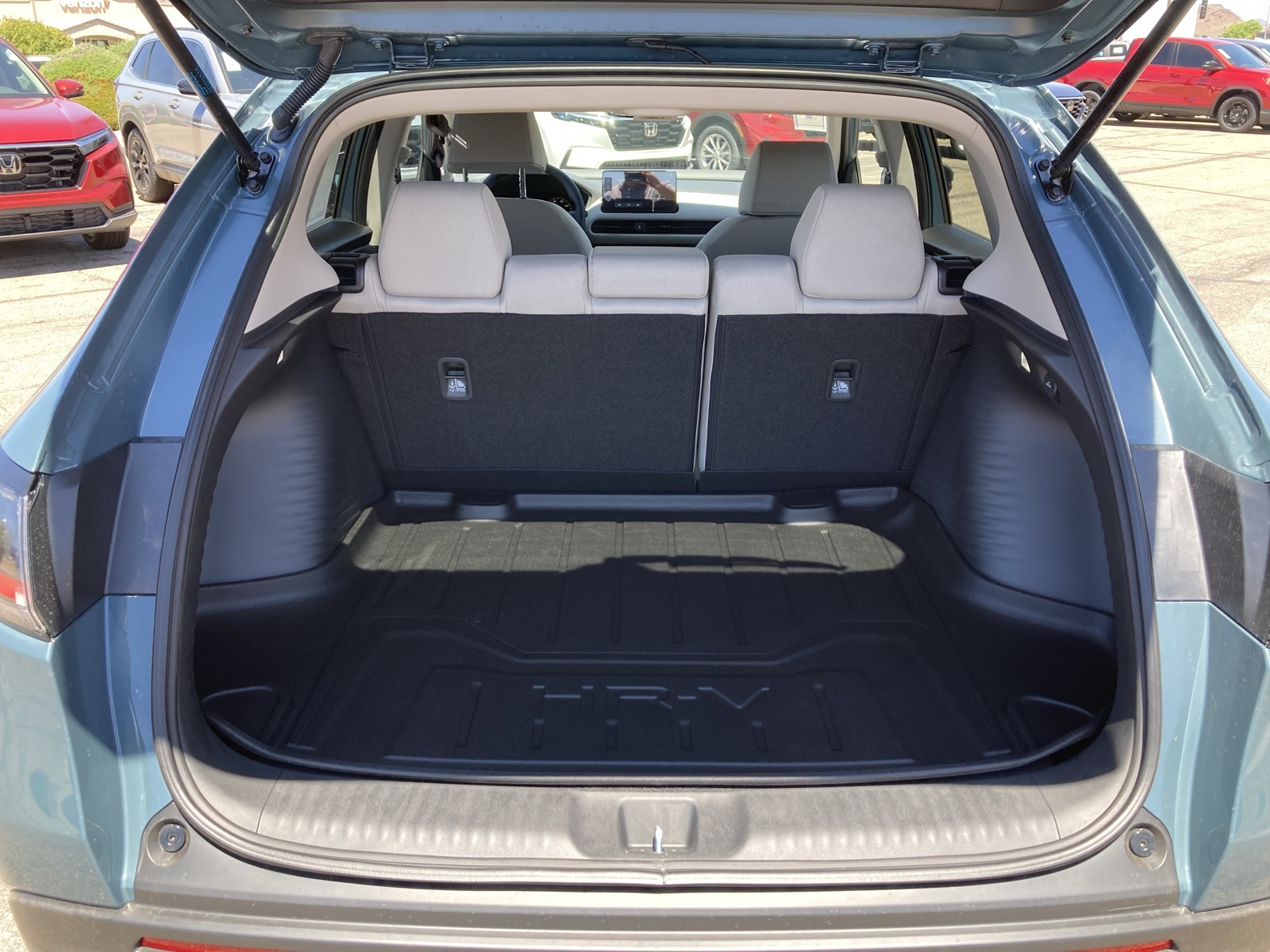 2026 Honda HR-V LX photo 33