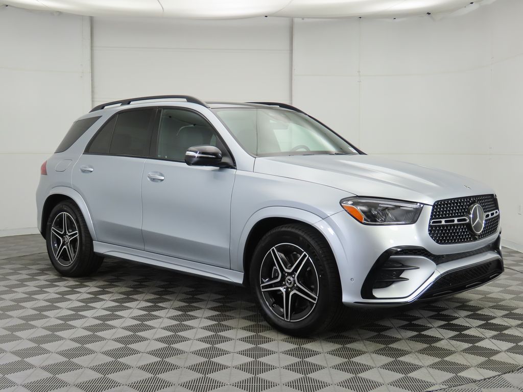 2025 Mercedes Benz GLE 580 4MATIC photo 3