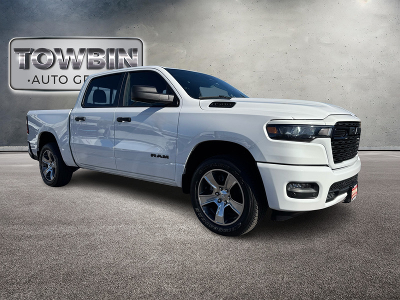 2025 Ram 1500 Tradesman photo 2