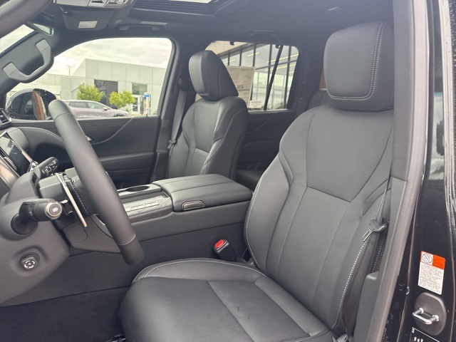 2025 Lexus LX 600 Premium photo 20