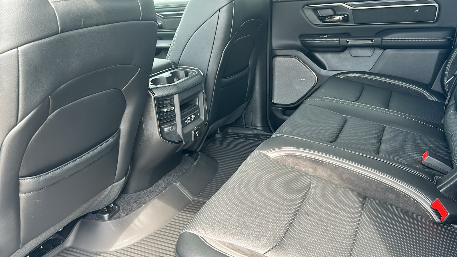 2026 Ram 1500 Rebel photo 31