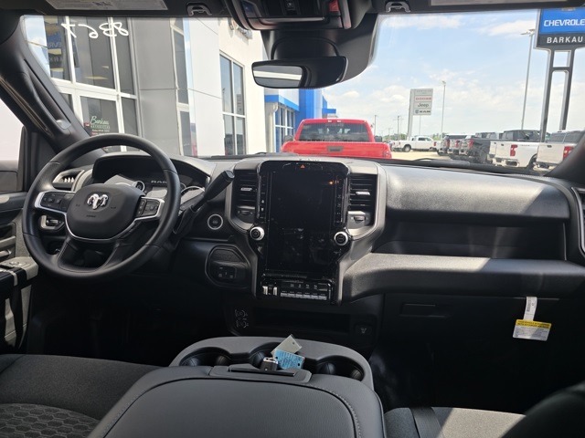 2026 Ram 2500 Tradesman photo 23