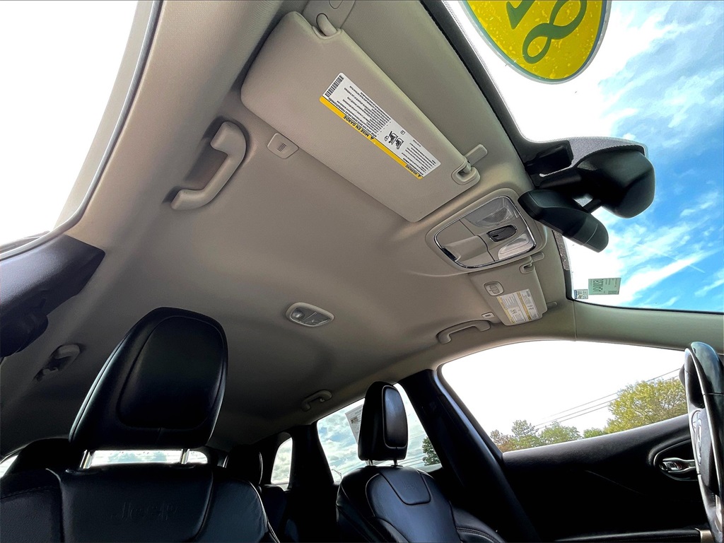 2018 Jeep Cherokee Limited photo 7
