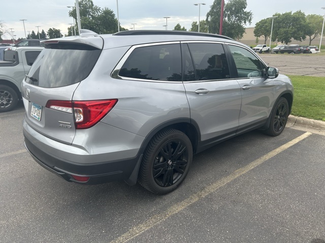 Used 2022 Honda Pilot SE with VIN 5FNYF6H22NB076340 for sale in Apple Valley, Minnesota
