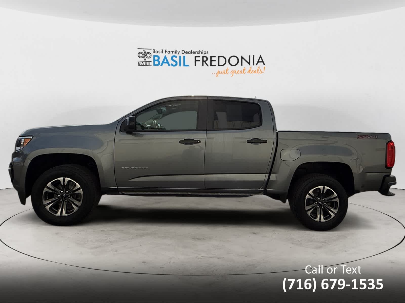 2022 Chevrolet Colorado Z71 photo 2