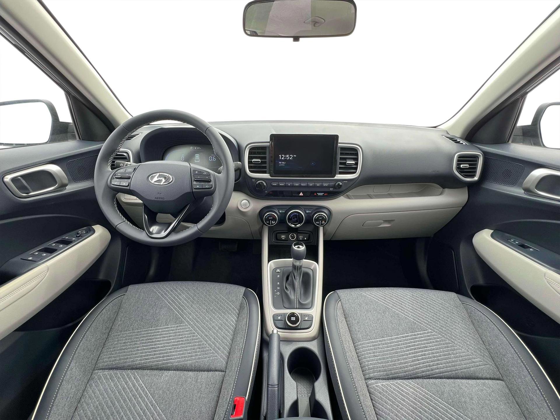 2025 Hyundai Venue Limited photo 12