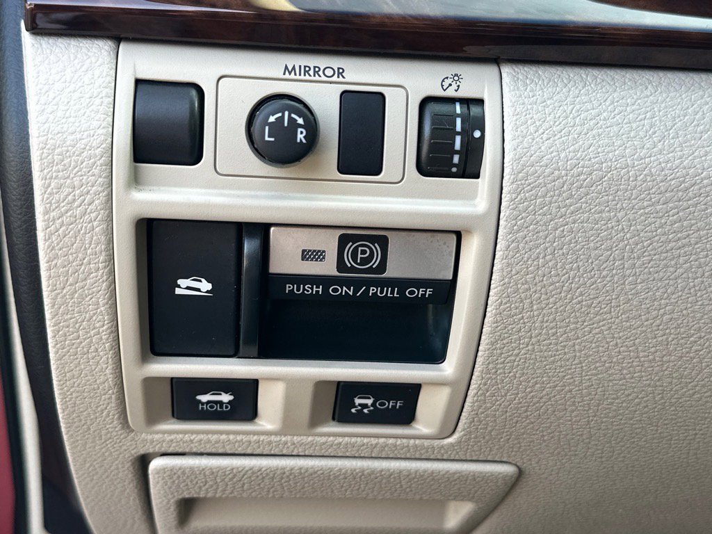 2014 Subaru Legacy 2.5i Limited photo 16