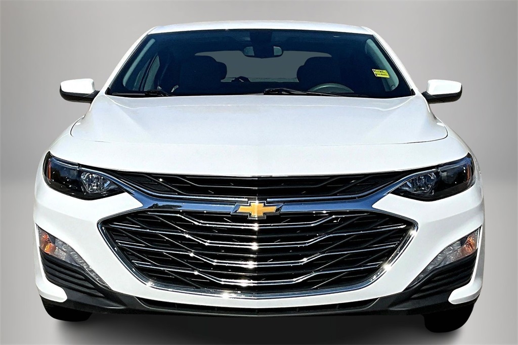 2022 Chevrolet Malibu 1LT photo 3