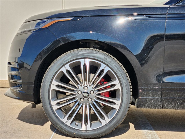 2025 Land Rover Range Rover Velar SE photo 9
