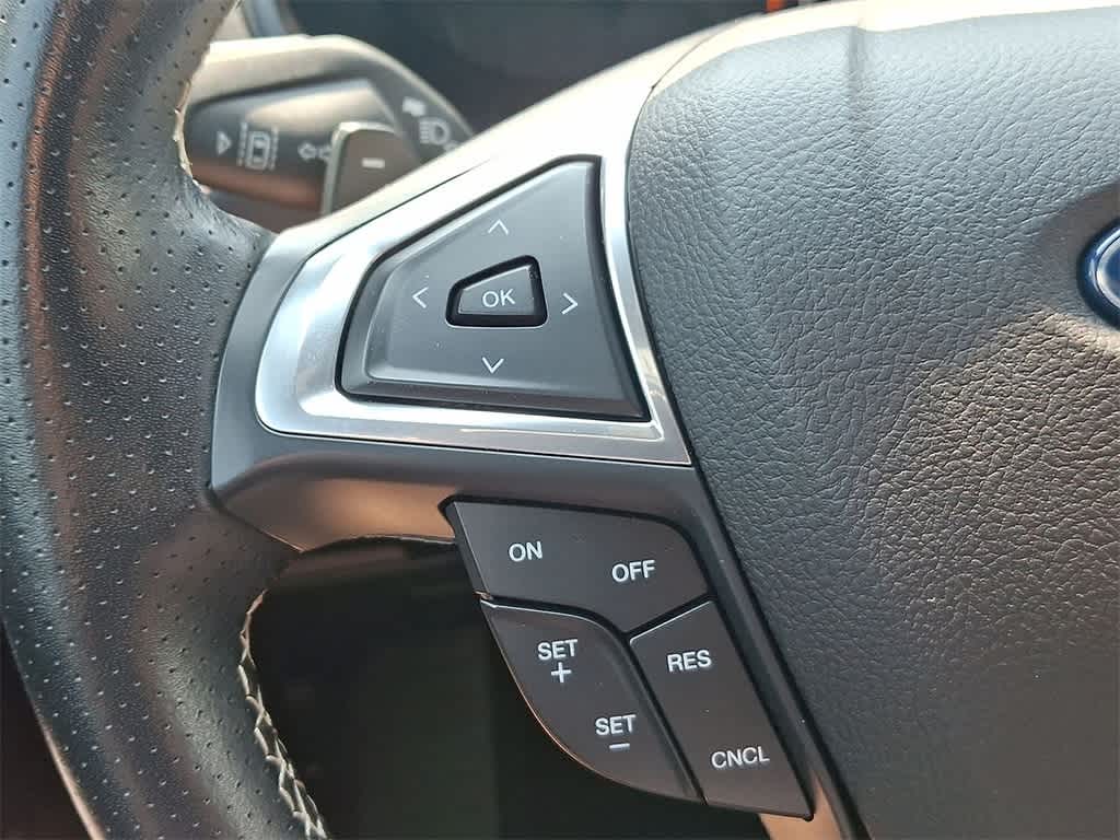 2023 Ford Edge ST photo 19