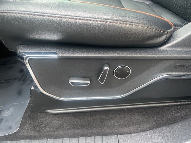 2024 Ford F-150 Lariat photo 28