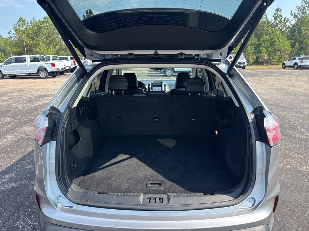 2024 Ford Edge Titanium photo 6