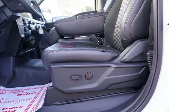2025 FORD F-150 - Image 32