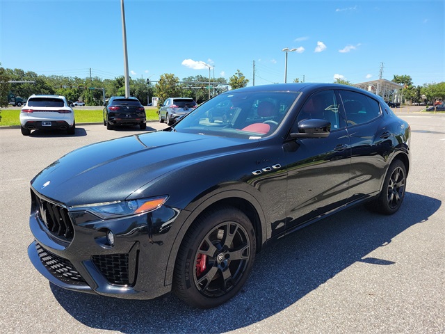 2022 Maserati Levante Modena photo 2