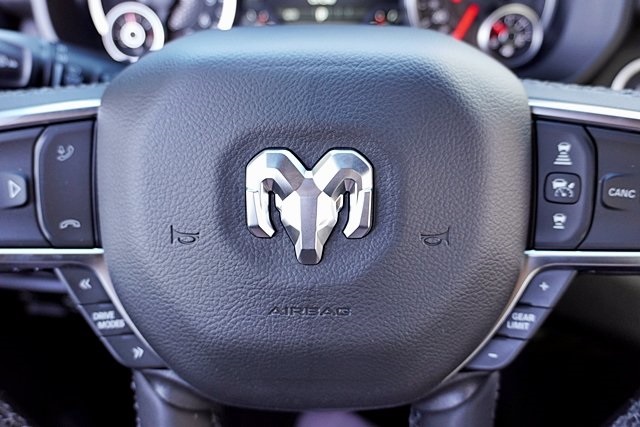 New 2026 Granite Crystal Metallic Clear-Coat Exterior Paint RAM Big Horn/Lone Star image 41