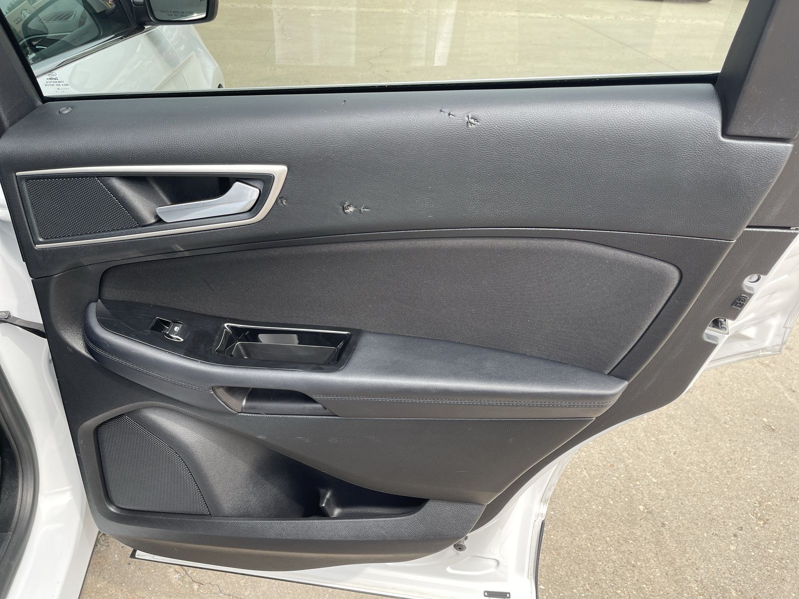 2018 Ford Edge SEL photo 5