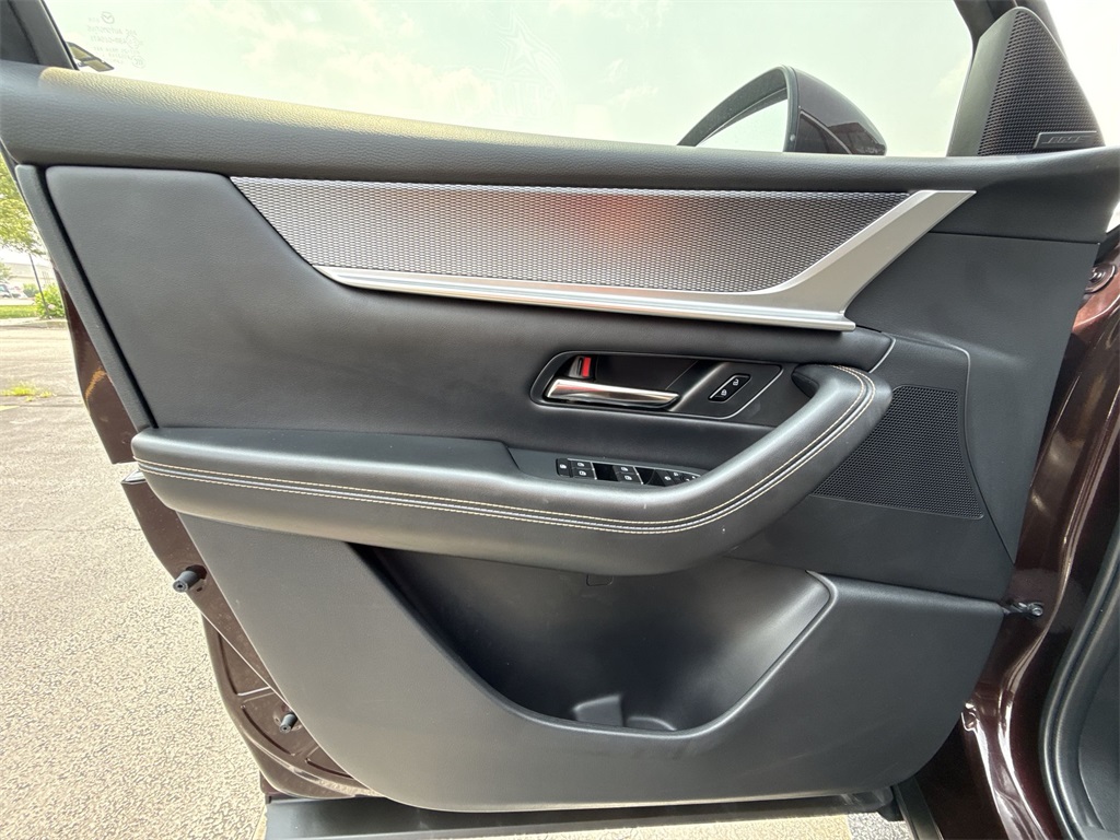 2024 Mazda CX-90 Plug-in Hybrid Premium Plus photo 12