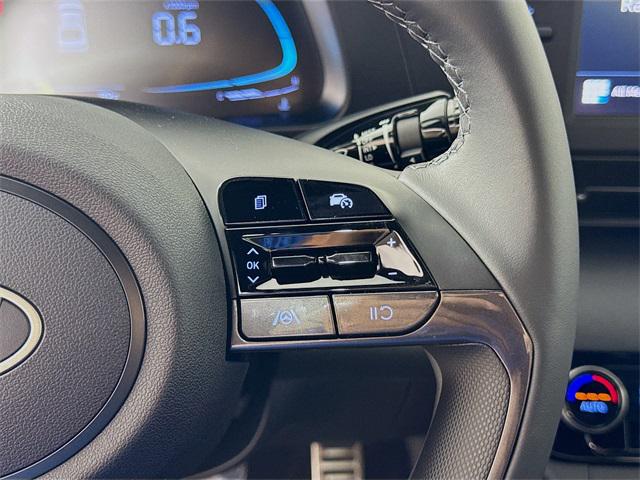2025 Hyundai Elantra SEL Sport photo 16