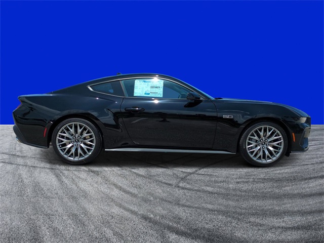2025 Ford Mustang GT Premium photo 2