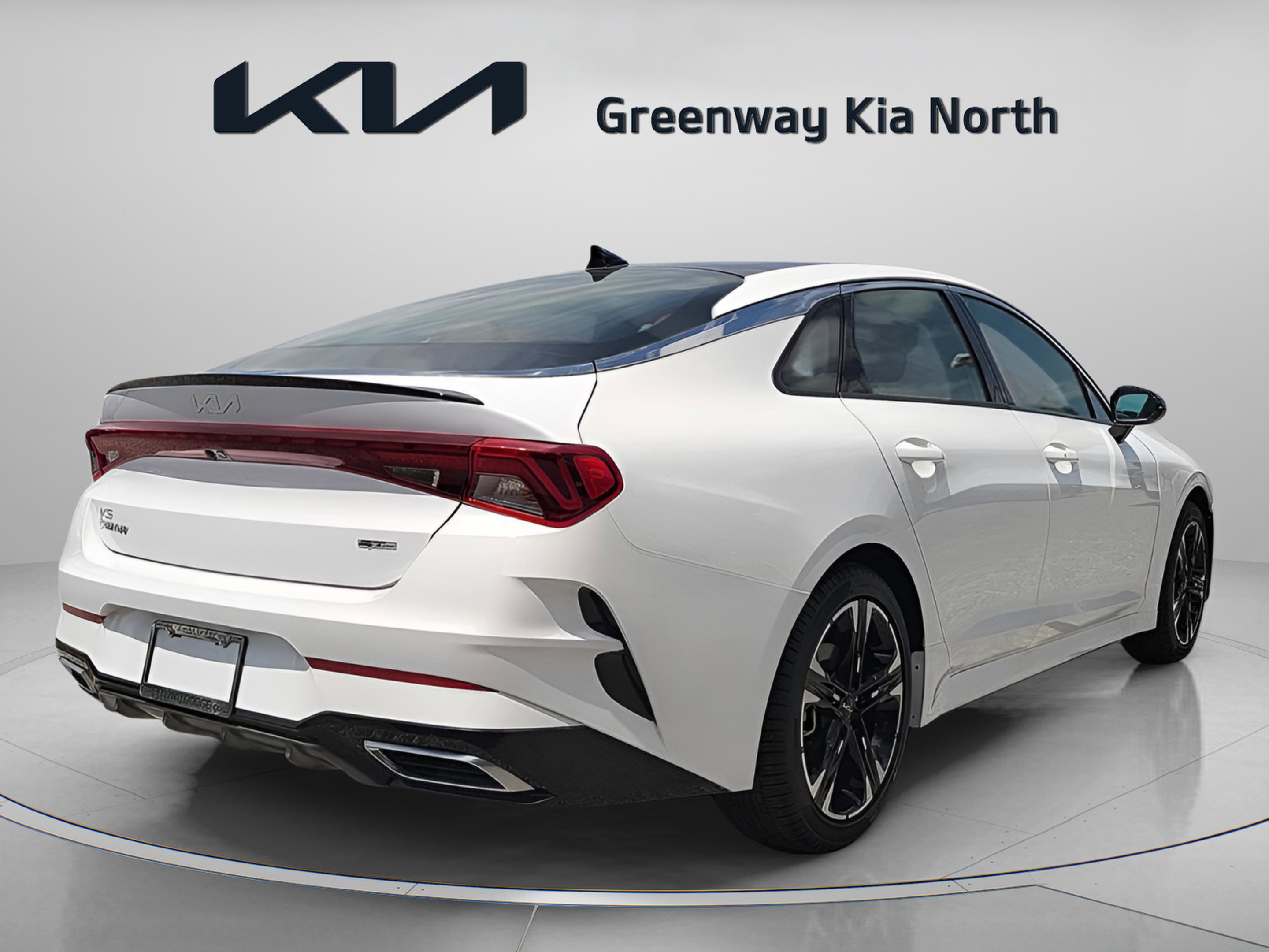 2024 Kia K5 GT-Line photo 3