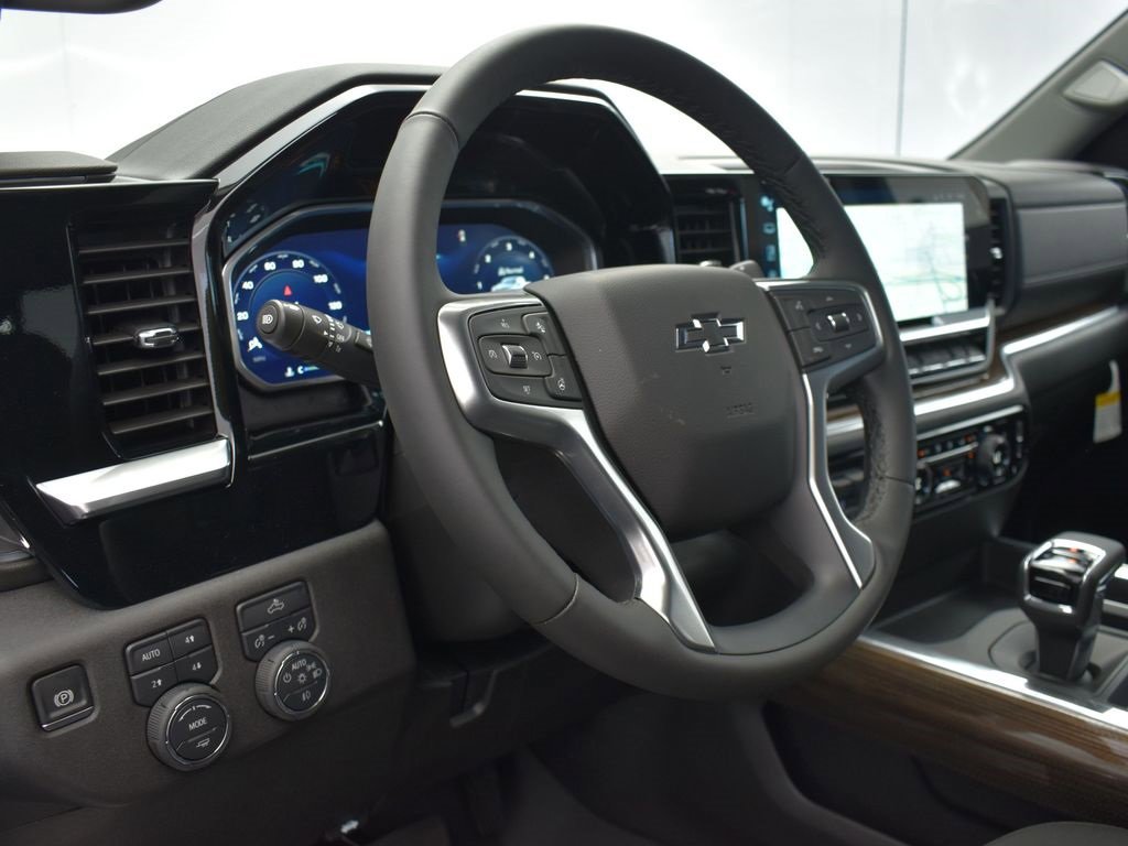 2026 Chevrolet Silverado 1500 RST photo 12