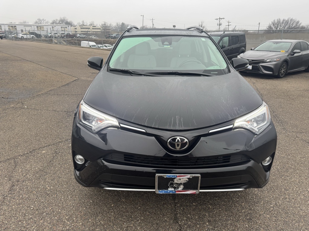 Used 2018 Toyota RAV4 Limited with VIN 2T3DFREV0JW712790 for sale in Kansas City