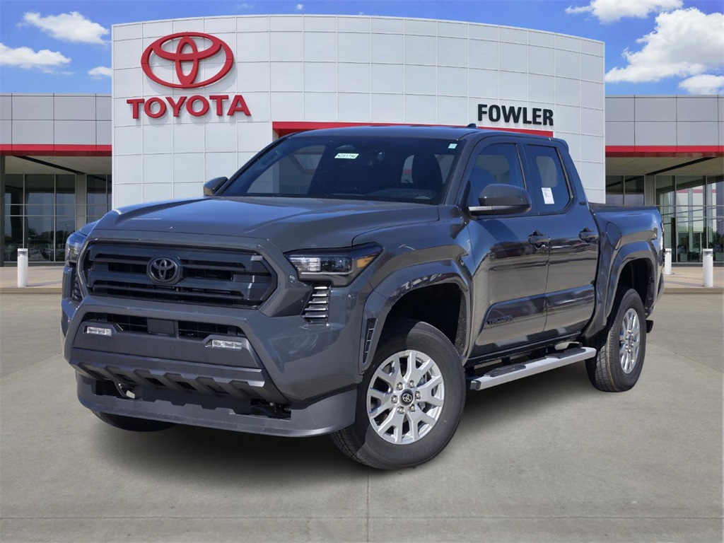 2025 Toyota Tacoma SR5's photo