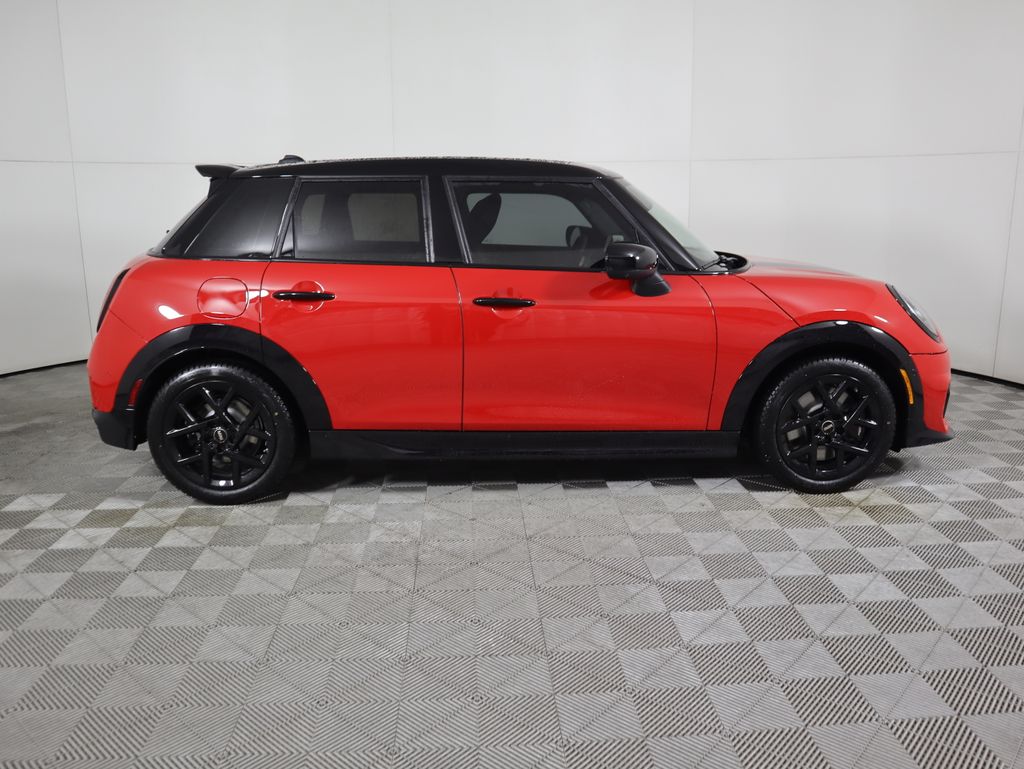 2026 Mini Cooper Hardtop S 4 Door Iconic photo 4