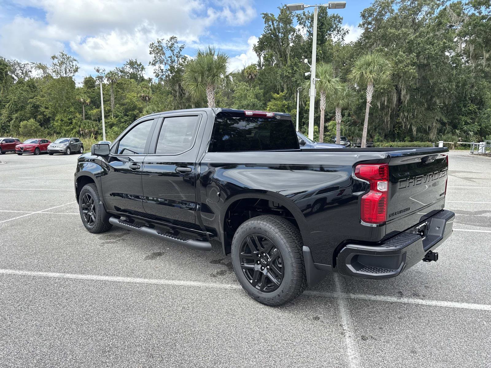 2026 Chevrolet Silverado 1500 Custom photo 4