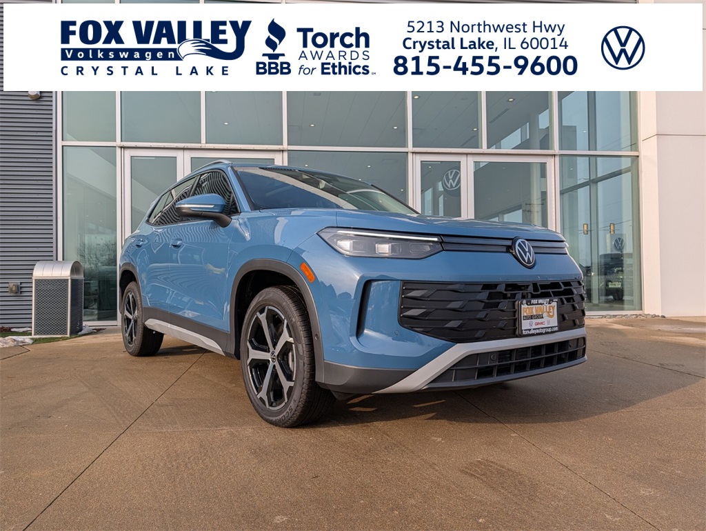 2026 Volkswagen Tiguan SE's photo