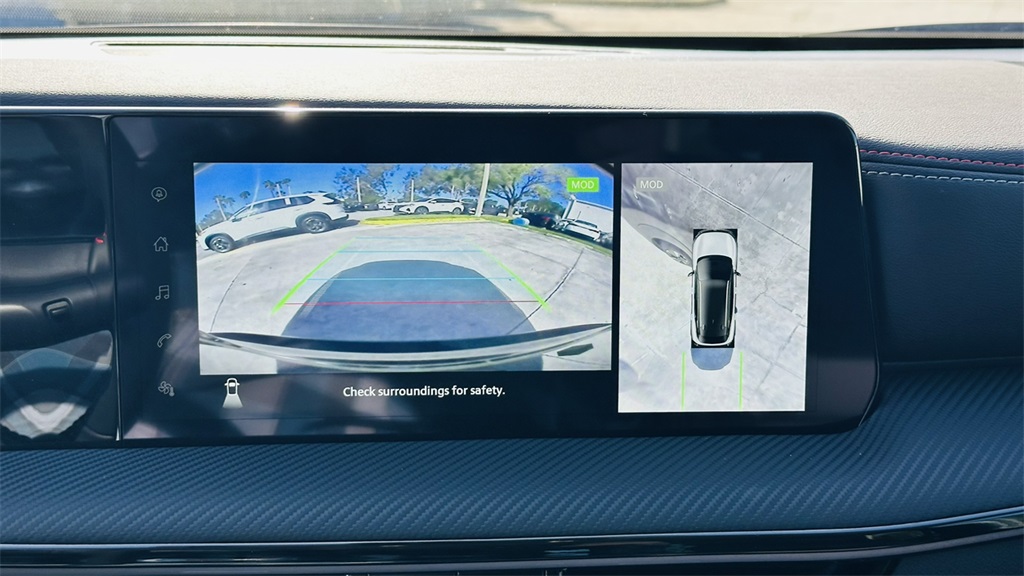 2026 Nissan Kicks SR photo 21