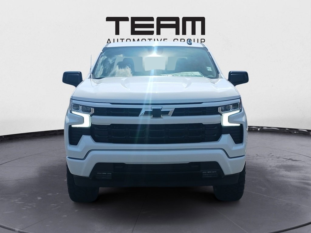 2025 Chevrolet Silverado 1500 RST photo 2