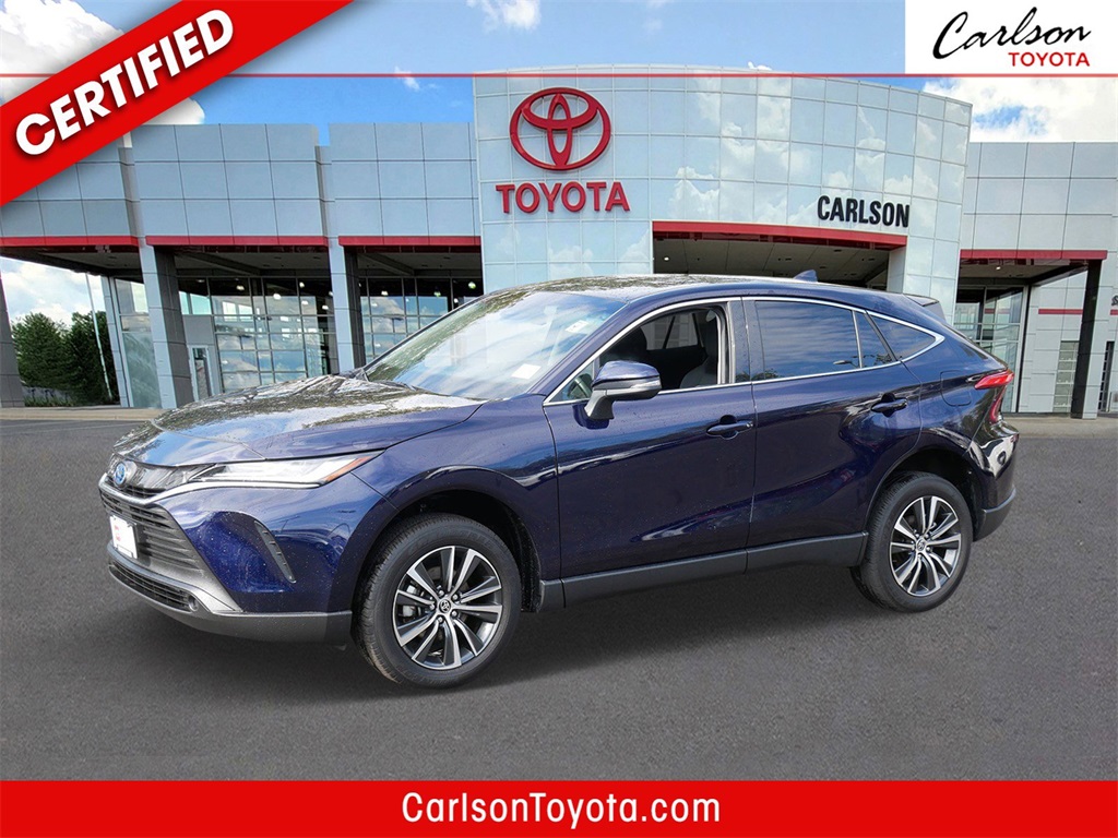 2024 Toyota Venza LE's photo