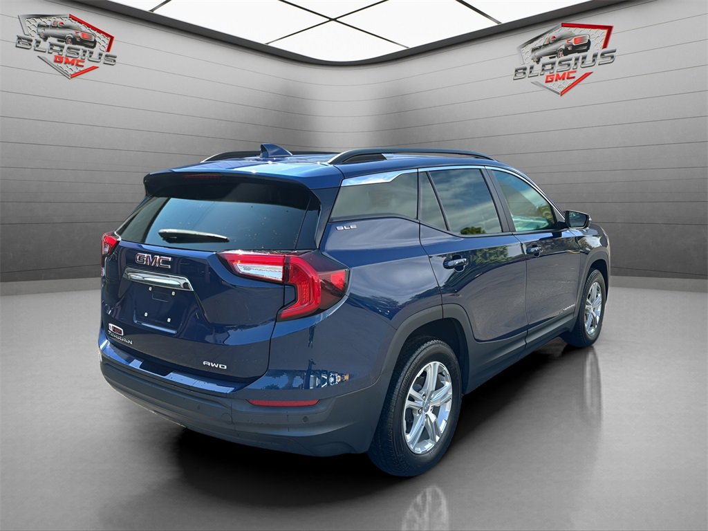 2022 Gmc Terrain SLE photo 4