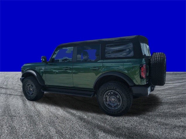 2025 Ford Bronco Outer Banks photo 4