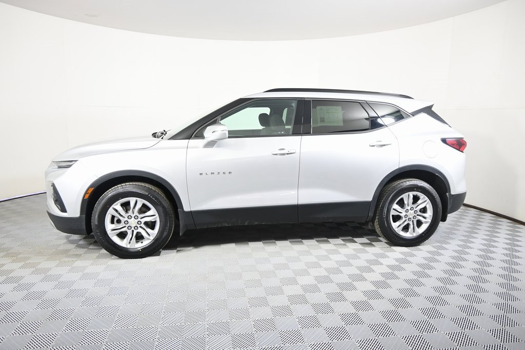 Used 2019 Chevrolet Blazer 2LT with VIN 3GNKBGRS0KS696359 for sale in Forest Lake, Minnesota