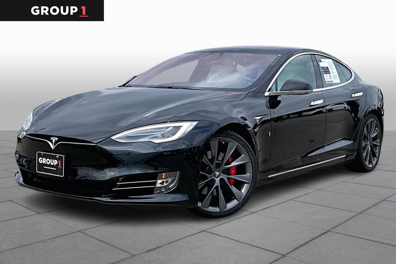 2020 Tesla Model S Performance's photo