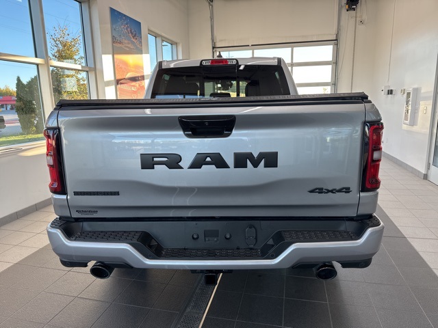 2025 Ram 1500 Big Horn Lone Star photo 3