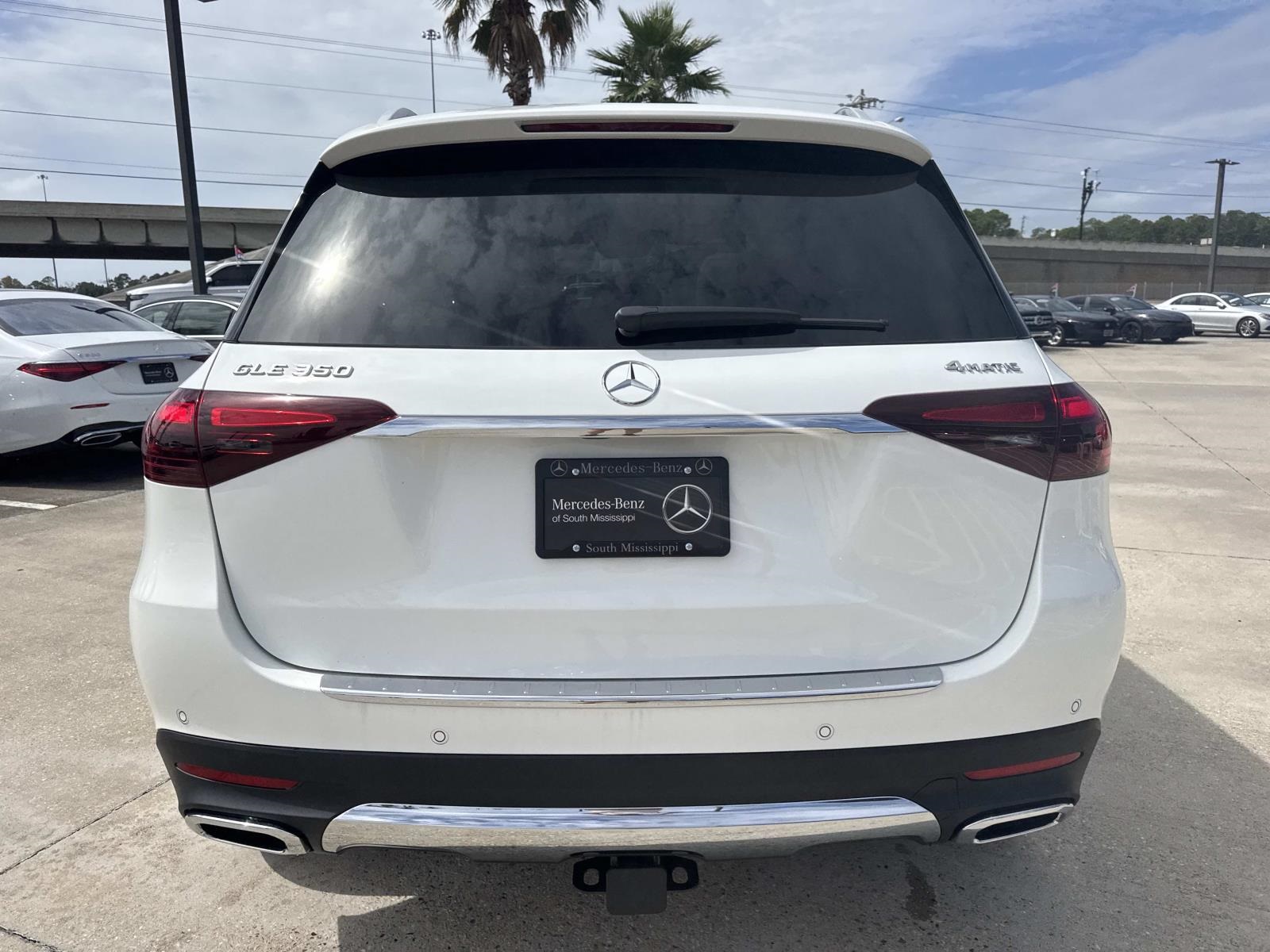 2026 Mercedes Benz GLE 350 4MATIC photo 3