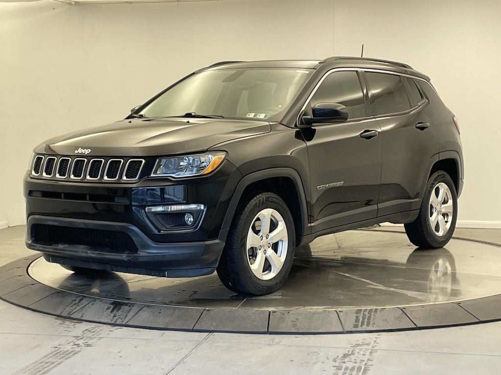 2019 Jeep Compass Latitude's photo