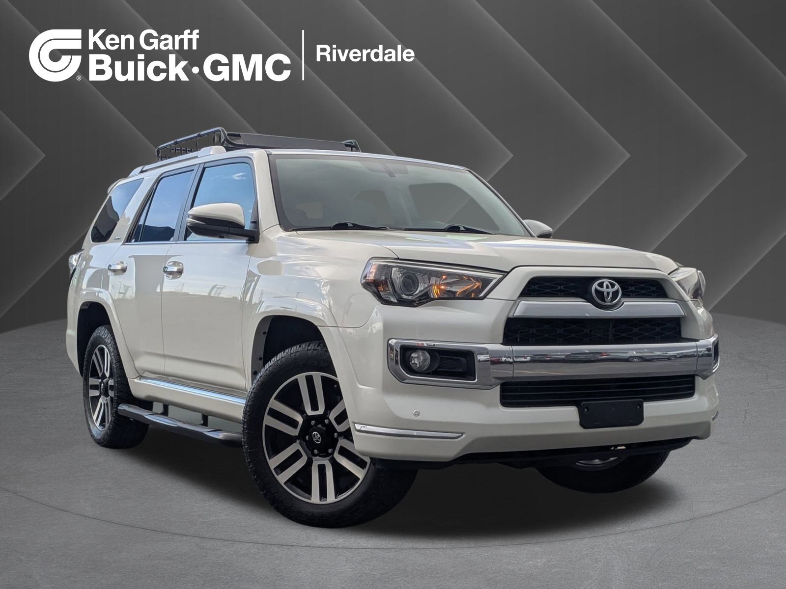 2016 Toyota 4Runner Limited's photo