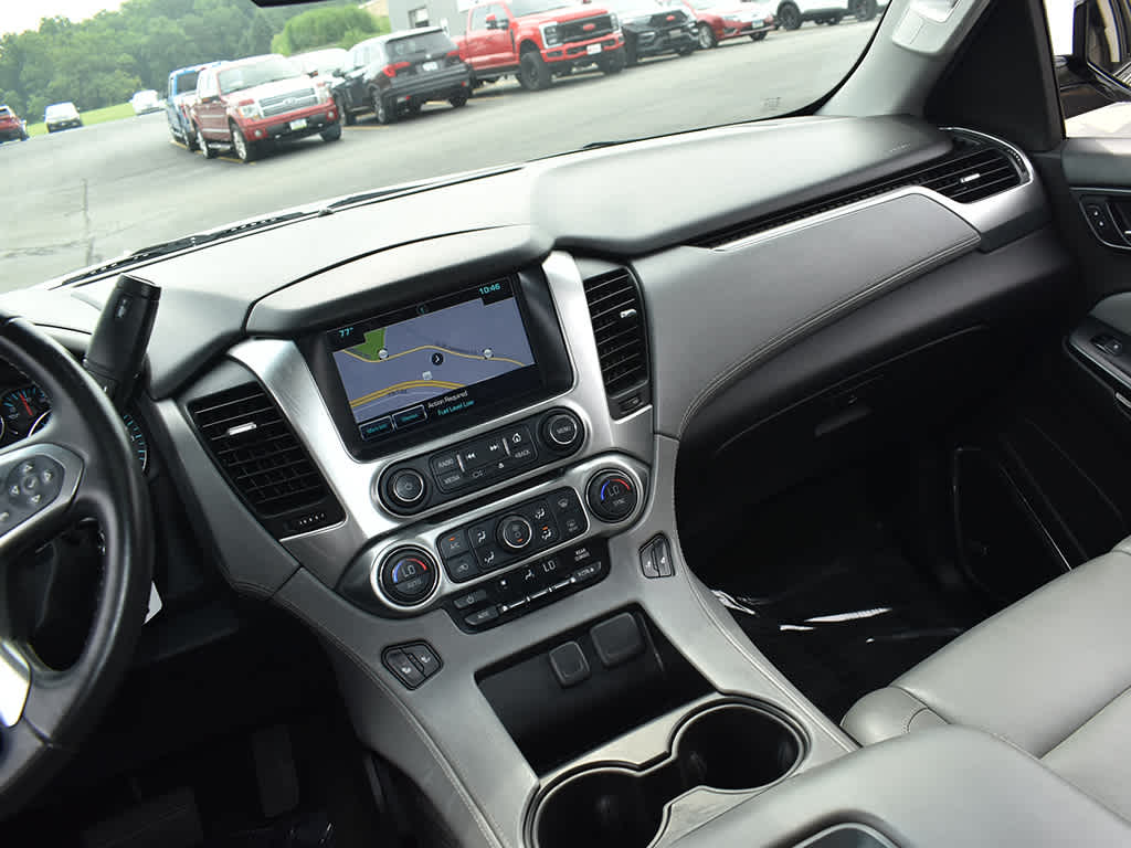 2016 Chevrolet Tahoe LT photo 13