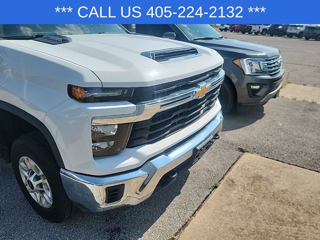 2024 Chevrolet Silverado 2500HD LT photo 36