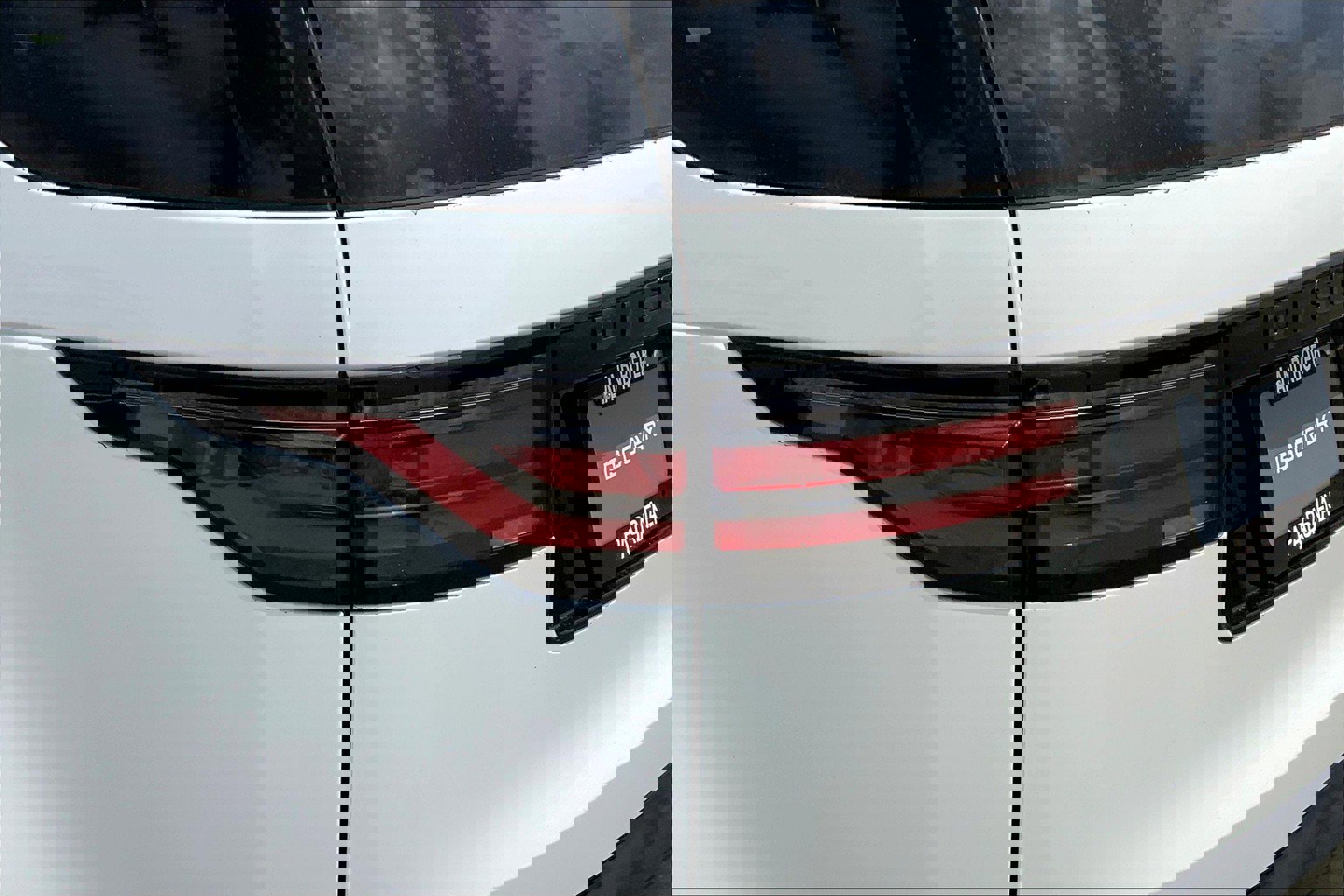 2025 Land Rover Discovery SE photo 3