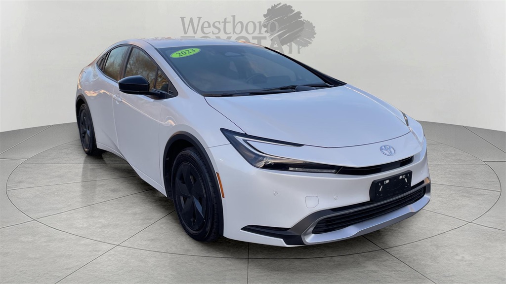2023 Toyota Prius Prime SE's photo