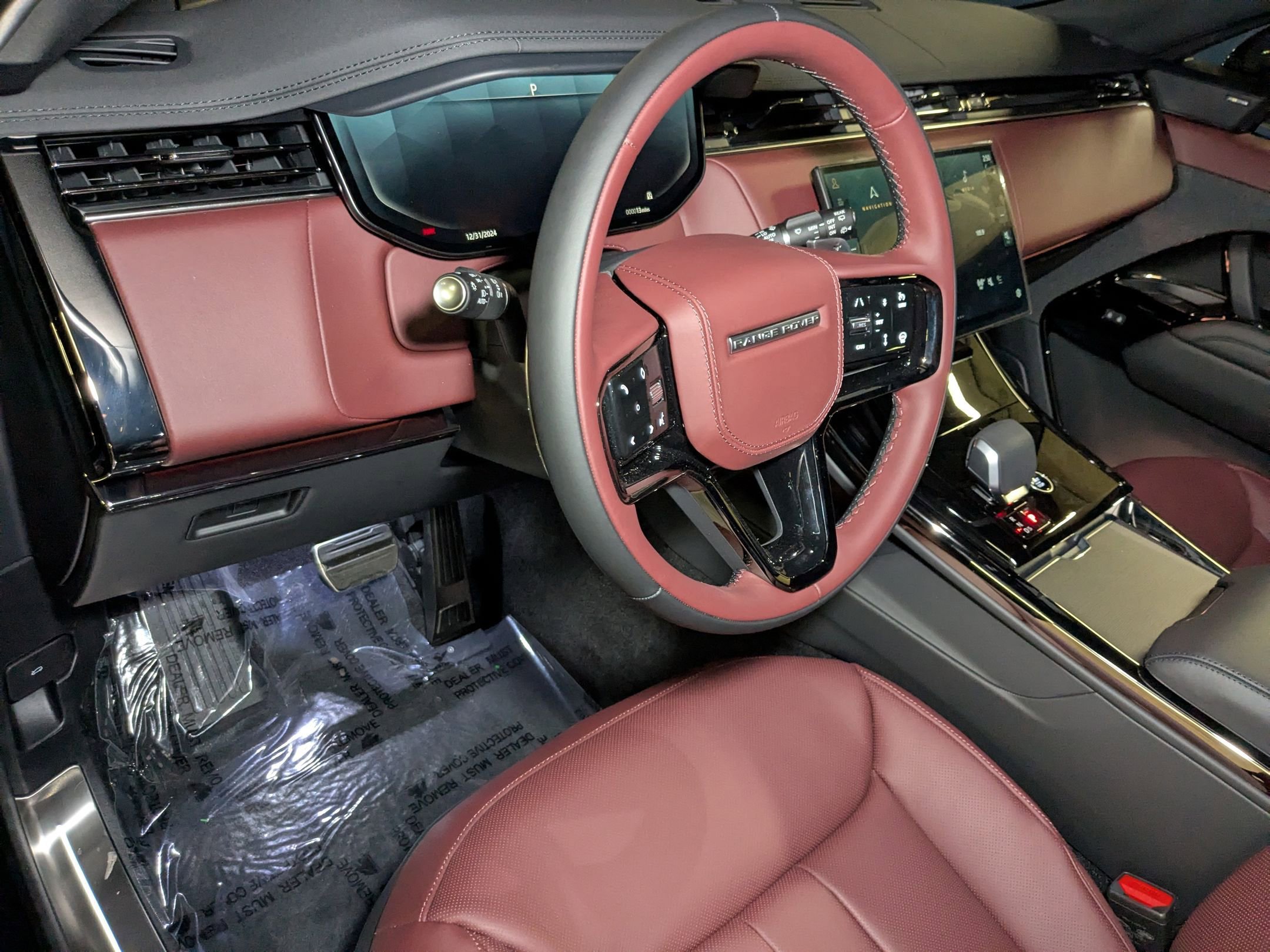 2025 Land Rover Range Rover Sport SE photo 3