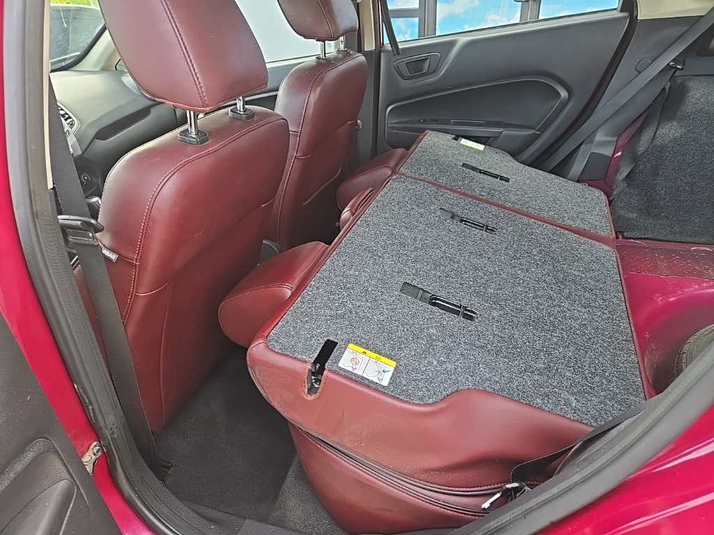 2011 Ford Fiesta SES photo 68