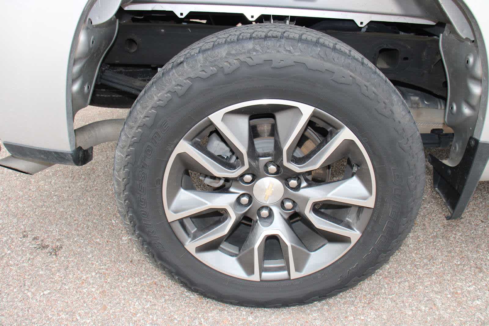 2022 Chevrolet Silverado 1500 LT photo 10